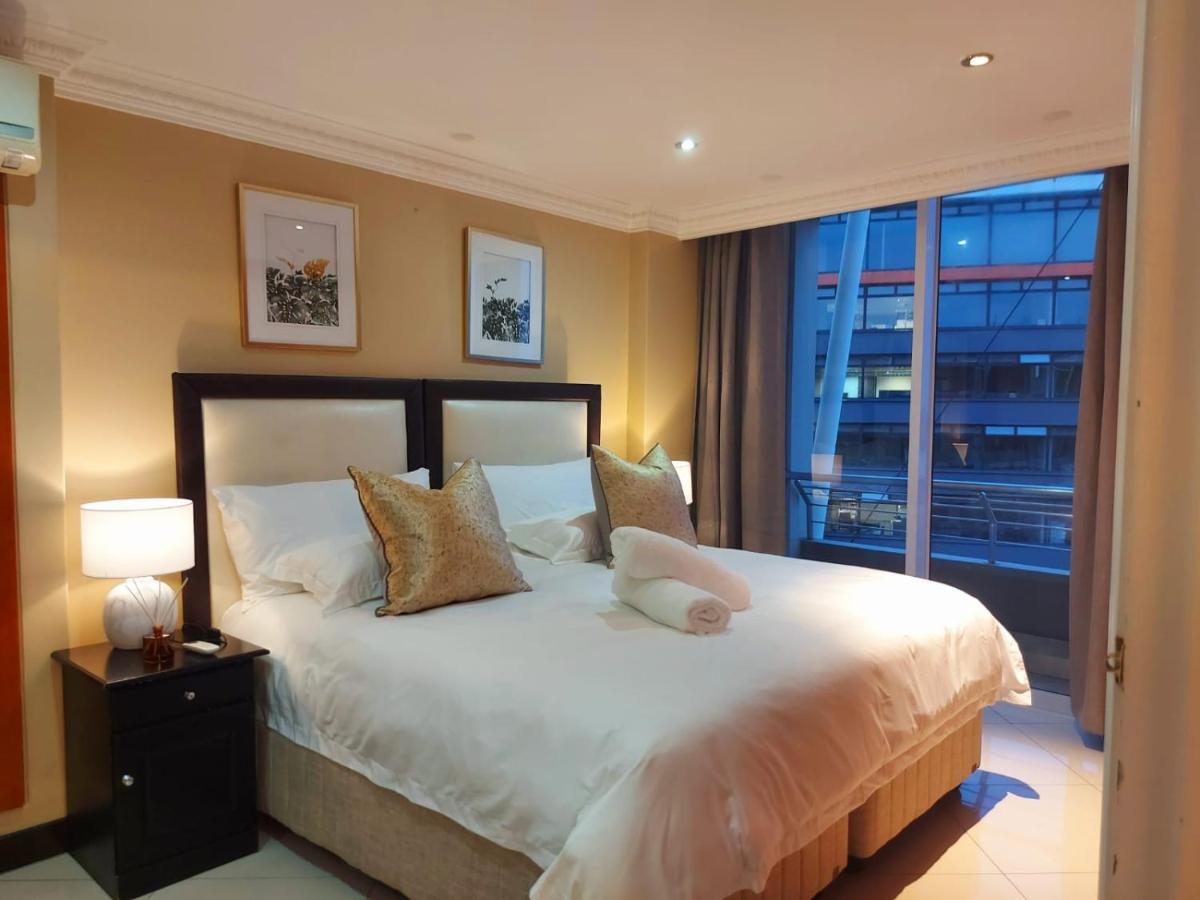 Ocean Sunrise At The Sails - Durban Point Waterfront Apartment ภายนอก รูปภาพ