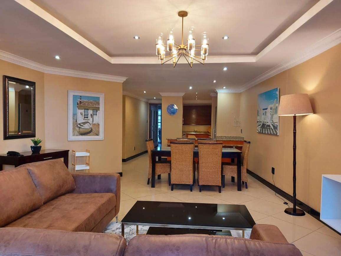 Ocean Sunrise At The Sails - Durban Point Waterfront Apartment ภายนอก รูปภาพ